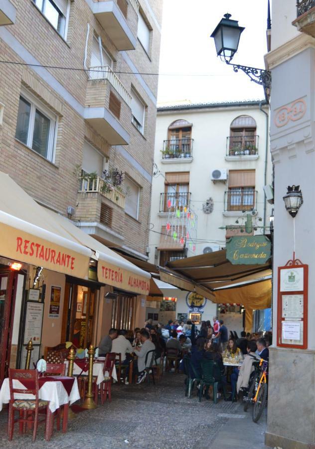 Apartamento Granada CENTRO al pie de la Alhambra y el Albaicín Exterior foto